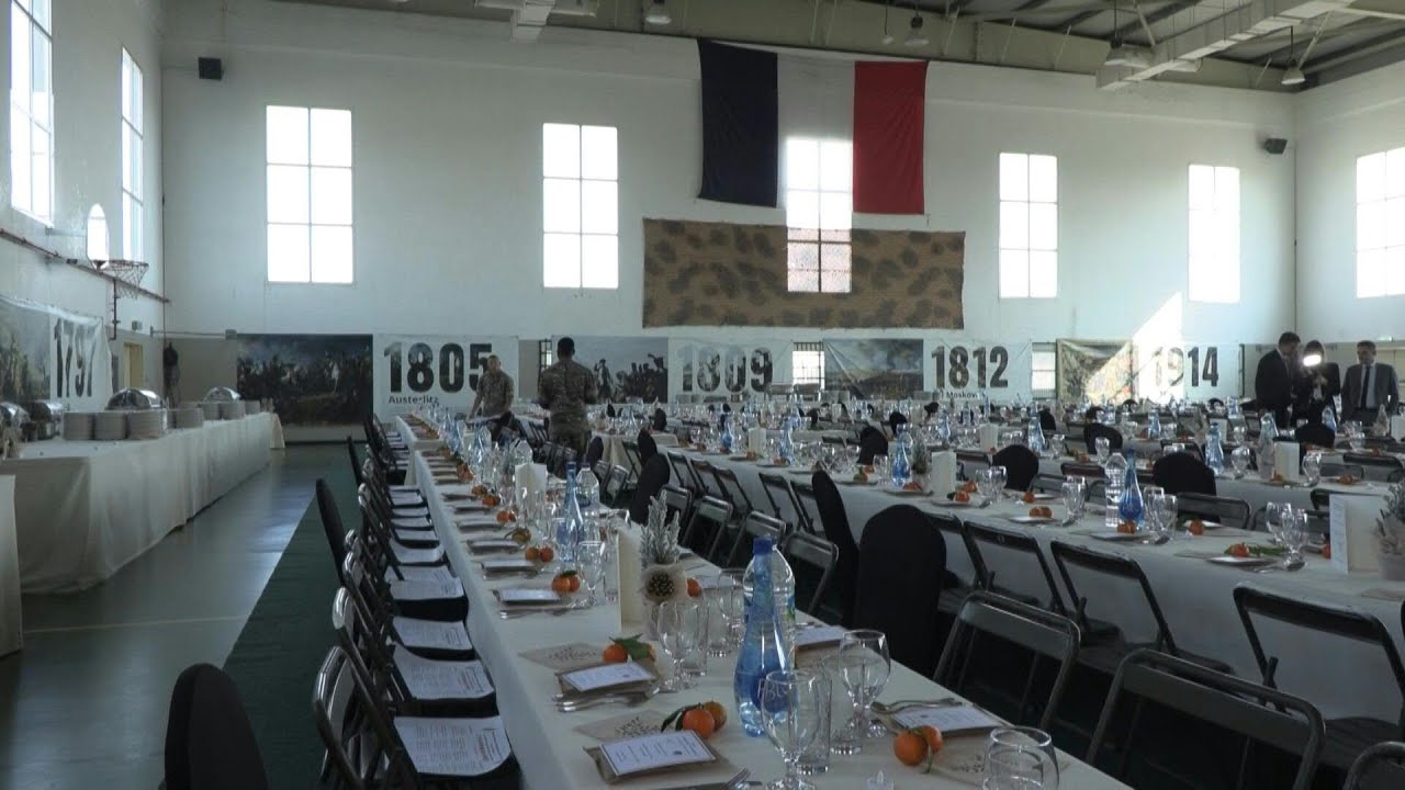 Video | French troops ready to welcome Macron for Christmas eve dinner | AFP