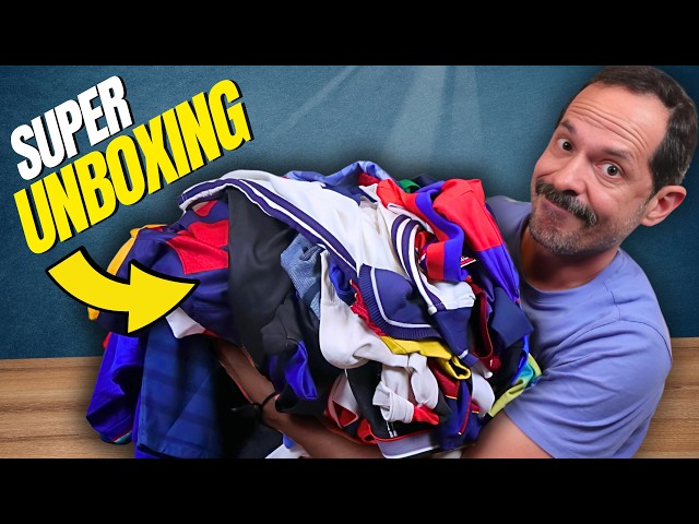 Vídeo relacionado con Mujer Para el registro Compro Laserdiscs Awesome Laserdisc Collectors Camiseta Cuello V