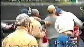Birmingham City (Zulu Army) – Aston Villa (Villa Hardcore) Battle of Rocky Lane 16-09-2002