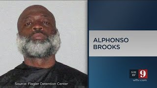 Video: Body camera video shows Flagler County suspect grabbing gun during traffic stop
