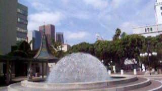 preview picture of video 'Los Angeles City Hall Fountain'