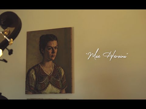 Video thumbnail for Mãe Heroína