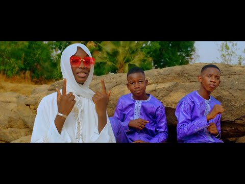 Mami La Star & Les Frères Zikiri - ramadan - soungalo (Official Music Video)