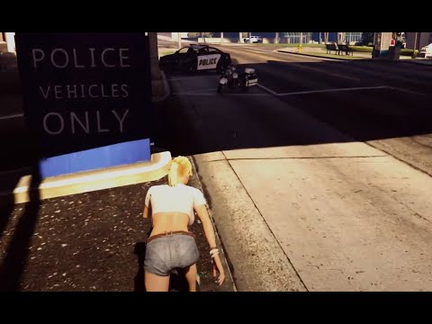 Grand Theft Auto V  Tracey De Santa steals a police motorcycle & knocks herself out, joy riding it.