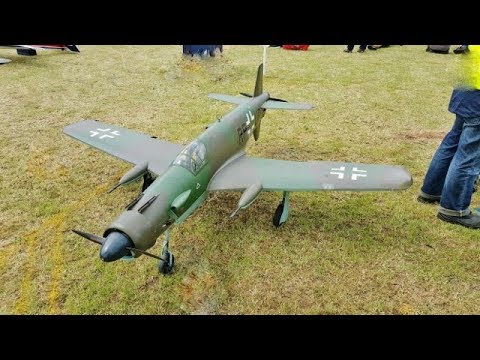 LEGENDARY FIGHTERS GERMAN RC DISPLAY TEAM - ARROW - MUSTANG - SPITFIRES - ZERO - WESTON PARK - 2018