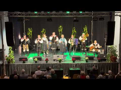 Haushapelle Avsenik / Hišni ansambel Avsenik - Čaše nalijmo si