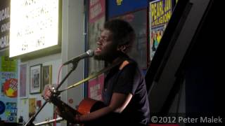 Michael Kiwanuka - I&#39;ll Get Along (Live at Amoeba Music)
