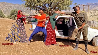 Download lagu A Tumultuous Life: Police Presence to Transport the Bereaved First Wife to the Laboratory mp3 Download lagu A Tumultuous Life: Police Presence to Transport the Bereaved First Wife to the Laboratory mp3