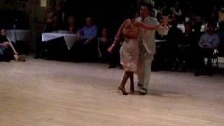 Diana Giraldo & Carlo Paredes tango performance1