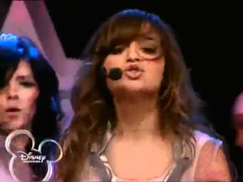 Las Divinas - Gasolina