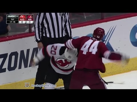 Jordin Tootoo vs B.J. Crombeen