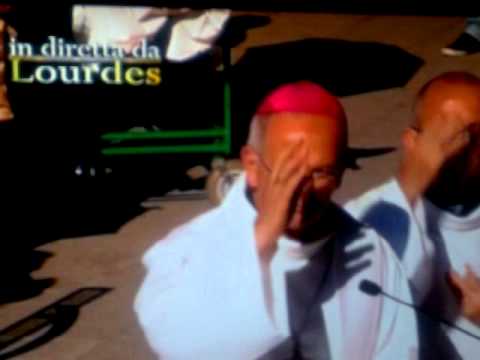Lourdes 31 july 2013  Der Segen unser Bischof