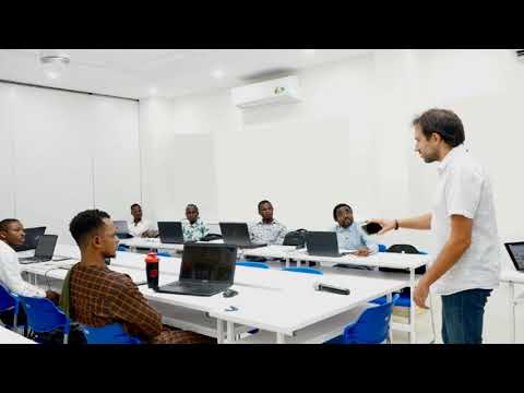 COURS MASTER À L'IFI