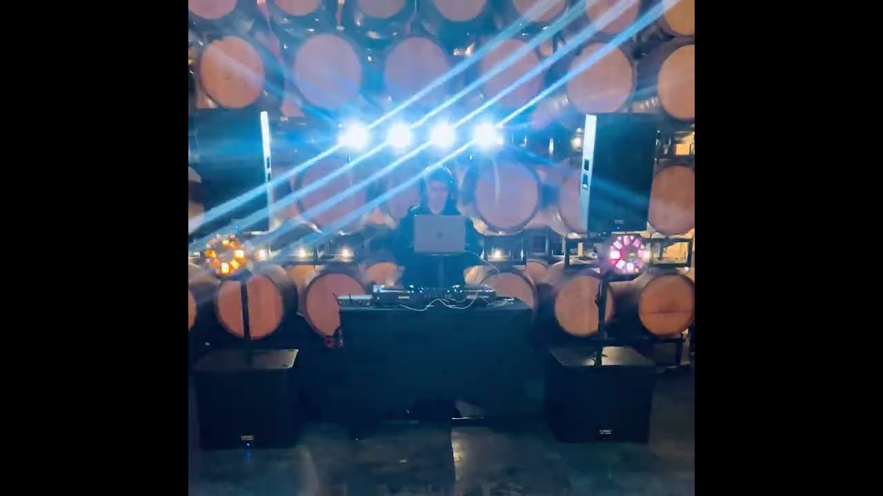Promotional video thumbnail 1 for Dj Billy Vidal