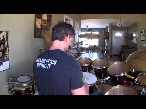 The "Vinnie Lick" - Vinnie Colaiuta Hand and Foot Lick - Pt 2: Triplets. Recorded with Zoom Q4