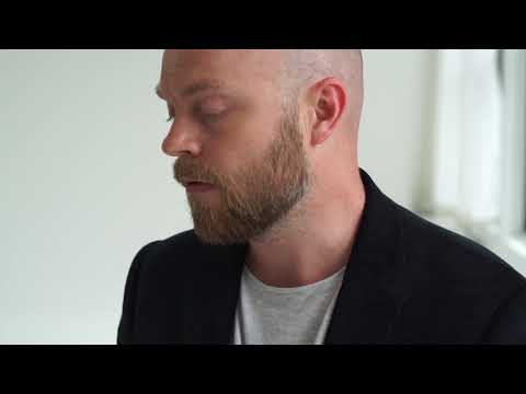 download lagu mp3 mp4 Iain S Thomas, download lagu Iain S Thomas gratis, unduh video klip Iain S Thomas