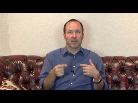 Composer Steven Lutvak talks about the musical influences in A Gentleman's Guide to Love and Murder.
