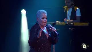 Lupita D'Alessio - Aquí estoy yo  |  Yo sigo aquí Tour