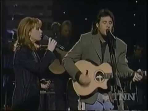 Vince Gill feat. Patty Loveless — "Pocket Full of Gold" — Live