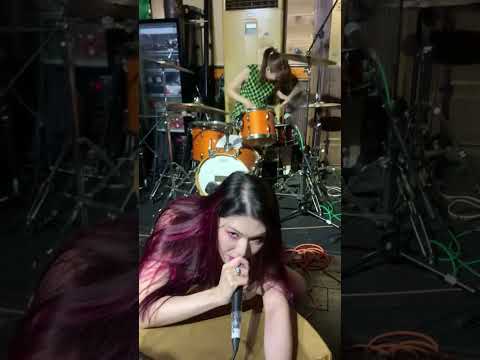 OTOBOKE BEAVER - "I Checked Your Cellphone" Live 16,06,2023 at a SOLD-OUT Kanayama Brazil Coffee.