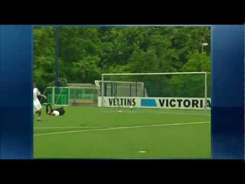 Fussball Training: Die U19 Schalke 09 zeigt: Passen im Quadrat