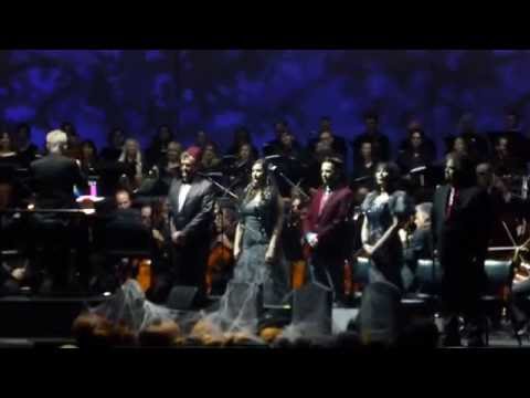 "Finale / Reprise" by Danny Elfman, Catherine O'Hara (Nightmare Before Christmas Live 10-28-2016)