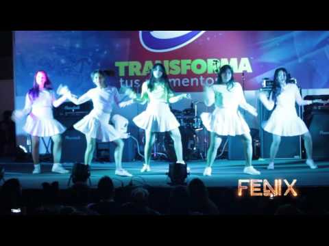 FÉNIX- COVER Red Velvet_ SOFA 2016