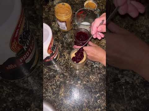 Easy PB & J Overnight Oats SO good!