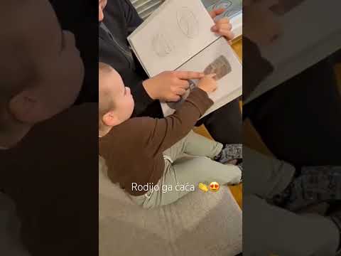 Ja pola od ovih ne znam, kako li je mali kralj ovo sve već naučio! Presladak😍 #smijeh