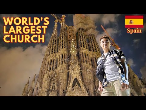 World's Largest Church in Spain | La Sagrada Familia