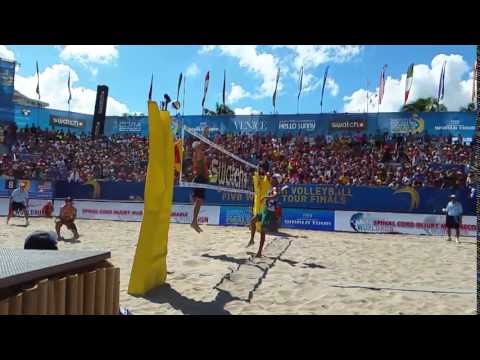 2015 World Tour Finals Dalhausser dives to save the play