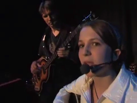Video thumbnail for Knocking On Heaven’s Door