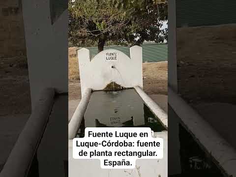 FUENTE LUQUE EN LUQUE-CÓRDOBA: FUENTE DE PLANTA RECTANGULAR. España.