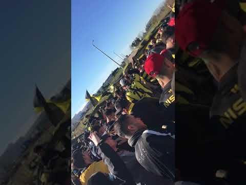 "Barra Amsterdam//Recibimiento clasico" Barra: Barra Amsterdam &bull; Club: Peñarol