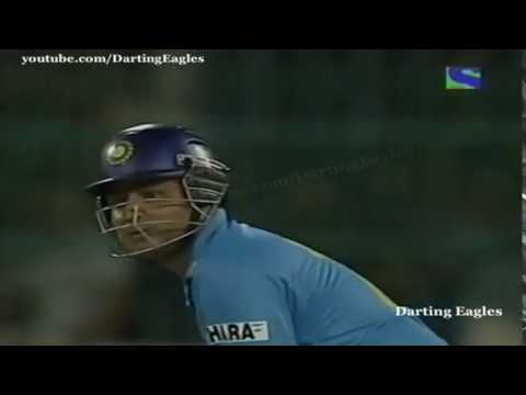 Virender Sehwag 56 runs in12 Balls : 4,4,6,4,4,4,4,6,4,6,4,6!! Sehwag Explodes like Missile !!