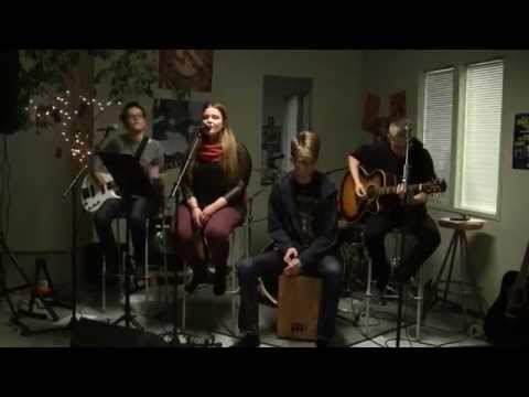 Triodo - Partygirl (Acoustic) @ 28.11.2014, Nuorten Klubi-Ilta