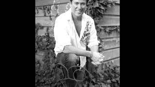 Ronnie McDowell -- Love Me Now