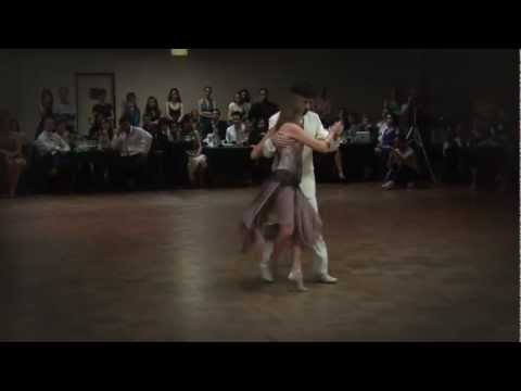  Andrea Misse  and  Javier Rodriguez  are  dancing  to  the  tango  "  Café Domínguez  "