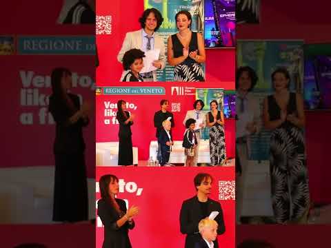 Locandina di La dinosaura che voleva camminare all'insù" al Festival del Cinema di Venezia 2022