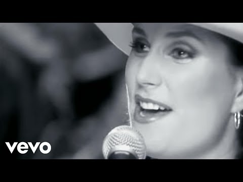 Terri Clark - Poor, Poor Pitiful Me (Official Video)