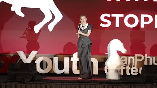 The courage to be a Dark Horse | Yolina Lindquist | TEDxTranPhuGiftedHighSchoolYouth