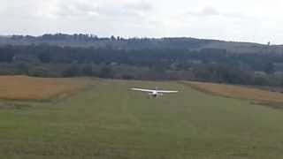 preview picture of video 'CX-BNW Aeroclub Minas 06-04-2013'