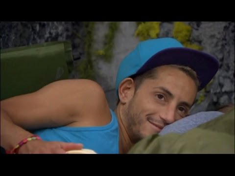 7/22 4:01am - Frankie Gazes Adoringly at a Turnt Zach Twerking and Harassing the Girls