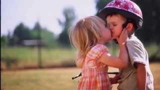 Ένα φιλί Χάρις Αλεξίου - Ena fili xaris alexiou