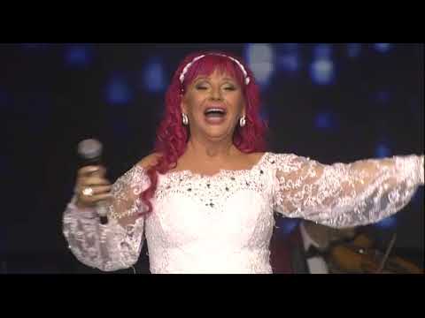 Zorica Brunclik i Ceca - Pustite me da ga vidim (ARENA 2014 LIVE)