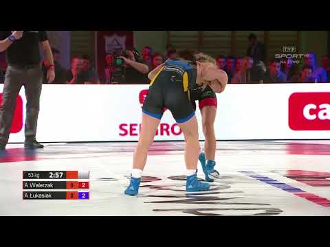 FW 53 kg: A. Walerzak vs A. Łukasiak (1/9)