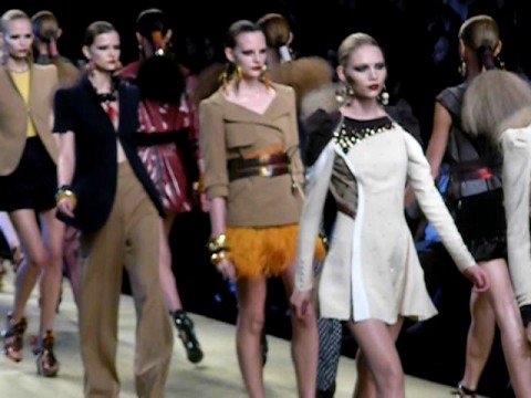 Louis Vuitton Runway final Spring Summer 2009 - Paris