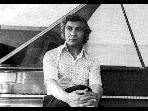 Nury Khalmamedov, performs Mamed Guseynov