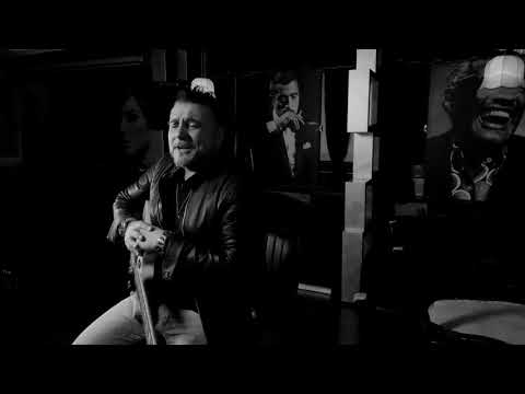 Sipos Tomi - Ő is  (official video)