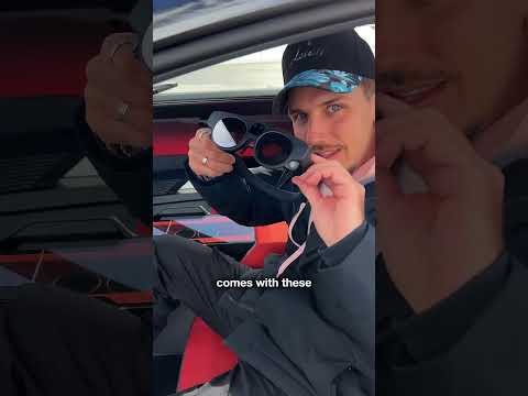 The futuristic Audi Activesphere concept comes with augmented reality goggles #audi #conceptcar